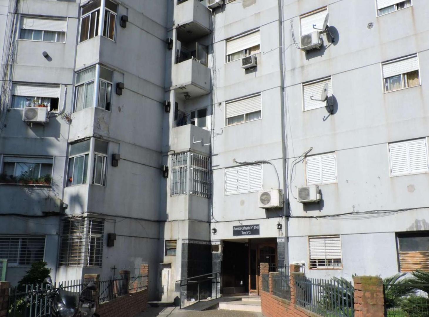Foto de VENTA DEPARTAMENTO 4 AMB VISTA ABIERTA EN LUGANO, imagen 2