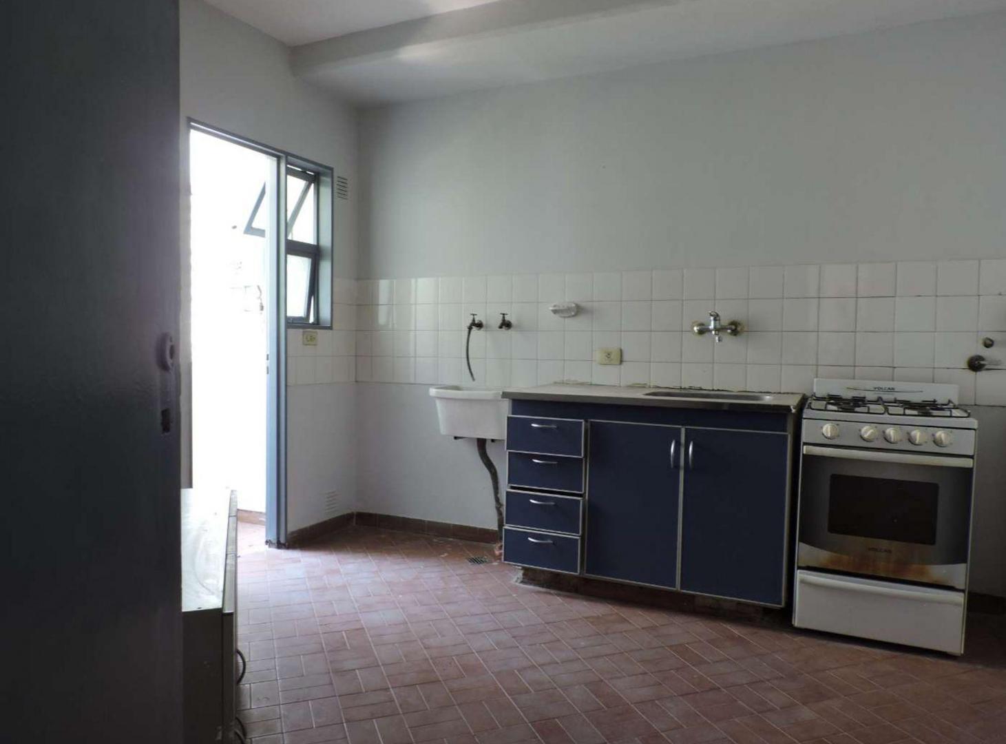 Foto de VENTA DEPARTAMENTO 4 AMB VISTA ABIERTA EN LUGANO, imagen 3