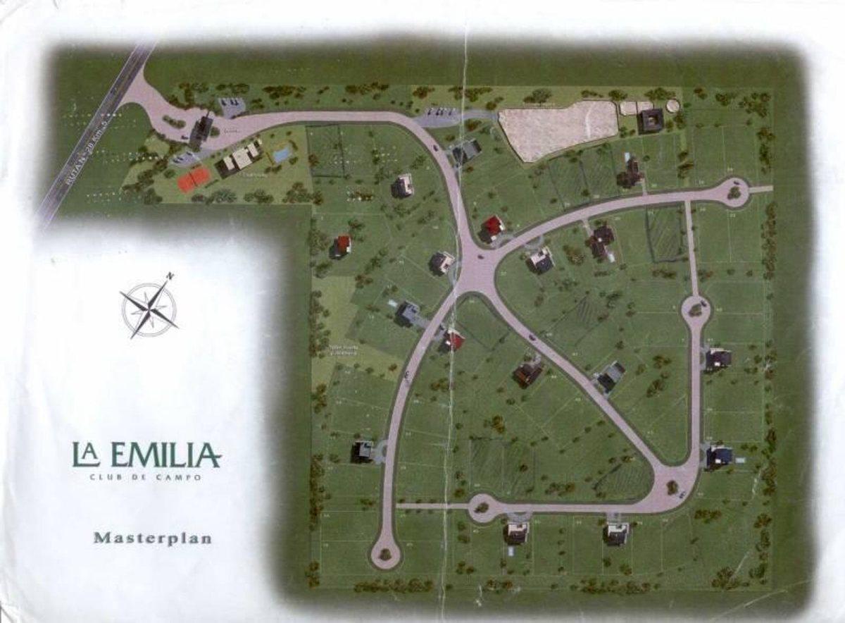 Venta Terreno en Club de Campo La Emilia Pilar