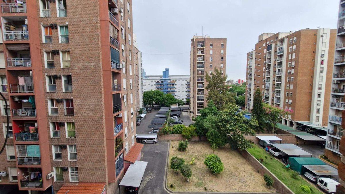 Foto de VENTA DEPTO 3 AMBIENTES CON BALCON, EN LA BOCA, imagen 2