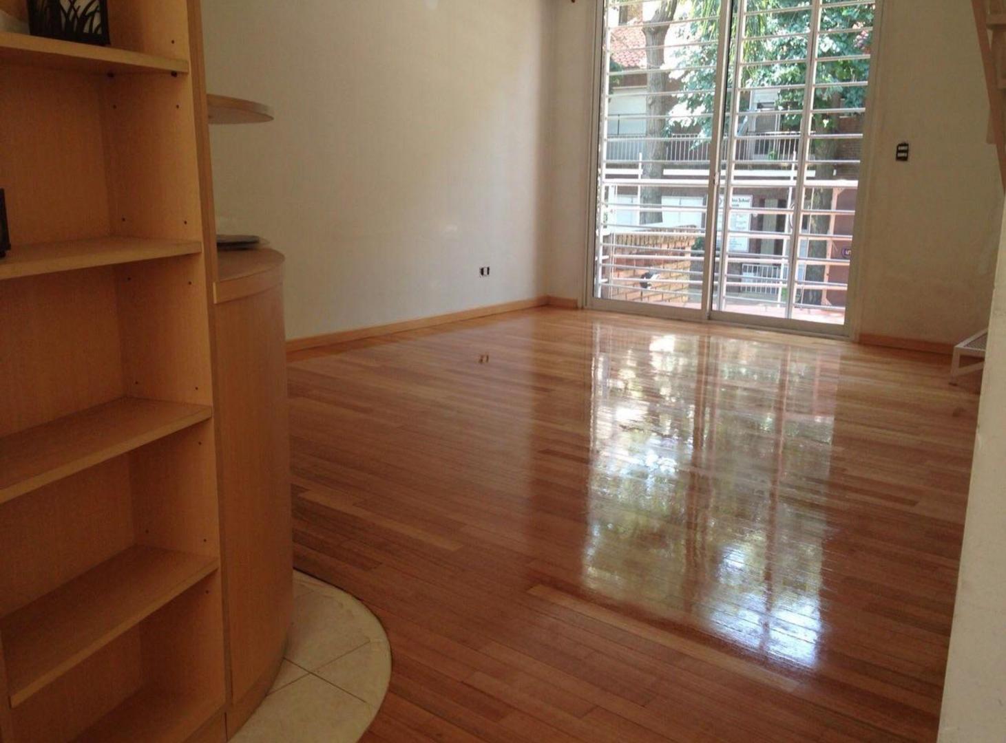 Foto de VENTA DEPTO DUPLEX 3 AMB VILLA URQUIZA COGHLAN, imagen 3