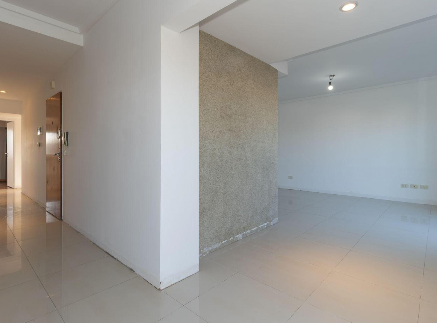 Foto de VENTA SEMIPISO 5 AMBIENTES+2 COCHERAS LINIERS, imagen 4