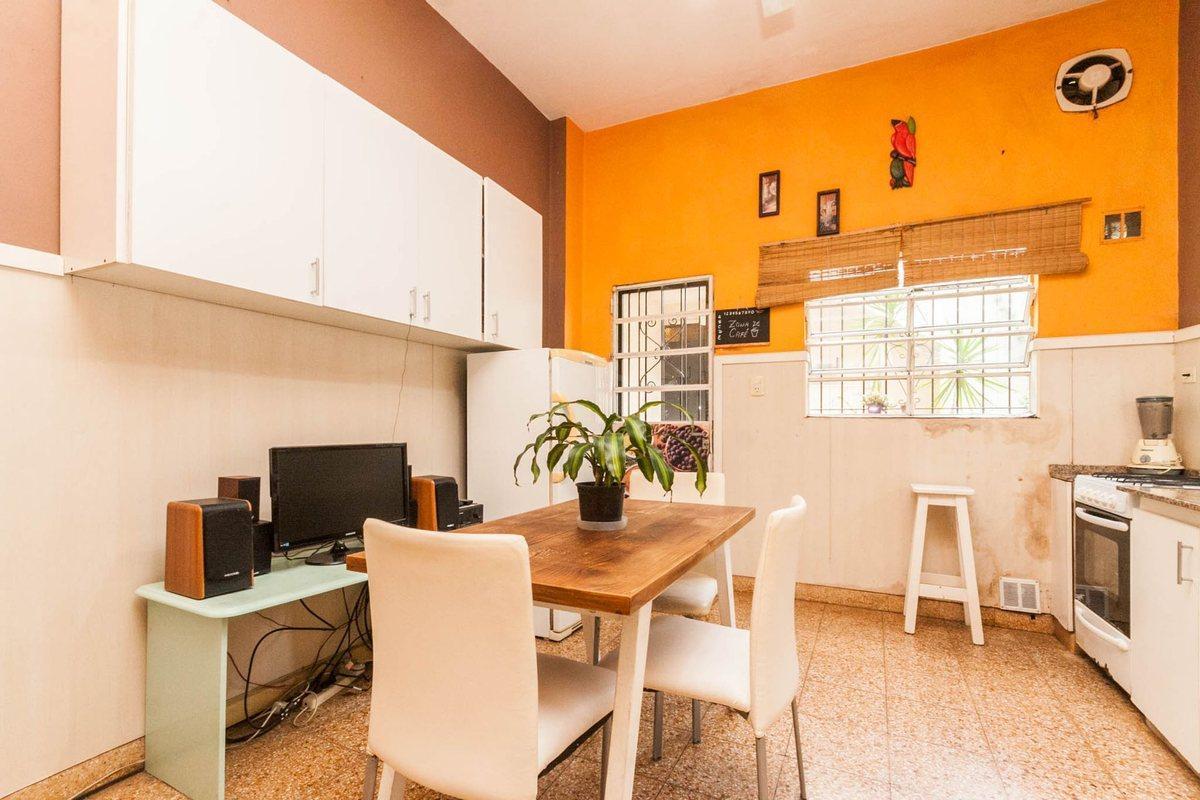 Foto de VENTA Casa 3 ambientes con local en Lomas., imagen 5