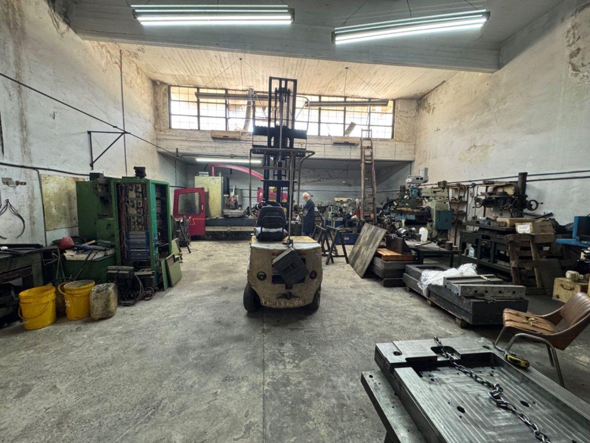 Foto de VENTA DE LOCAL INDUSTRIAL, imagen 2