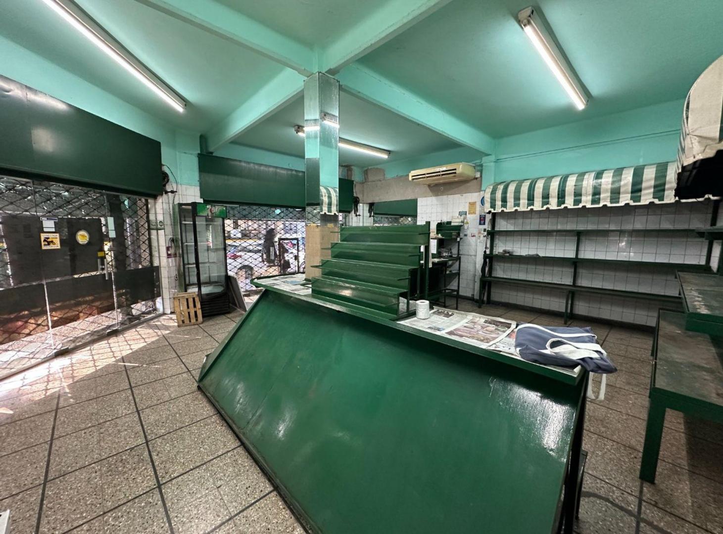 Foto de ALQUILER LOCAL COMERCIAL EN VICENTE LOPEZ, imagen 2