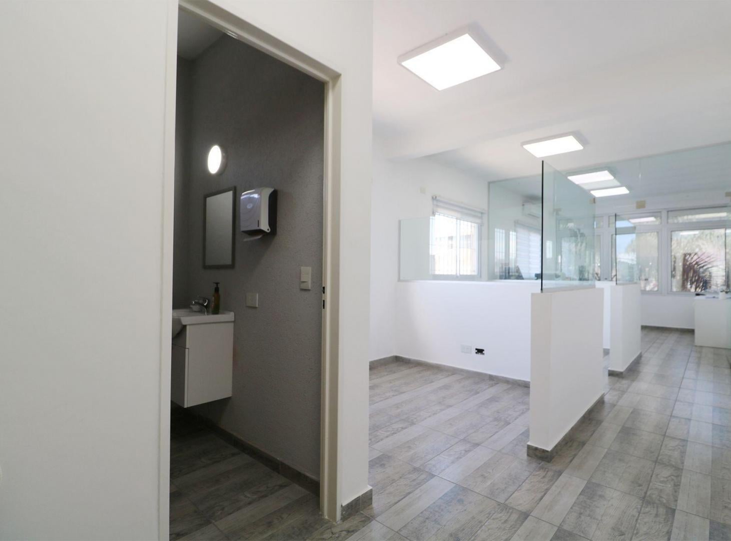 Foto de VENTA DEPÓSITO OFICINAS COCHERAS TERRAZA MARTINEZ, imagen 1