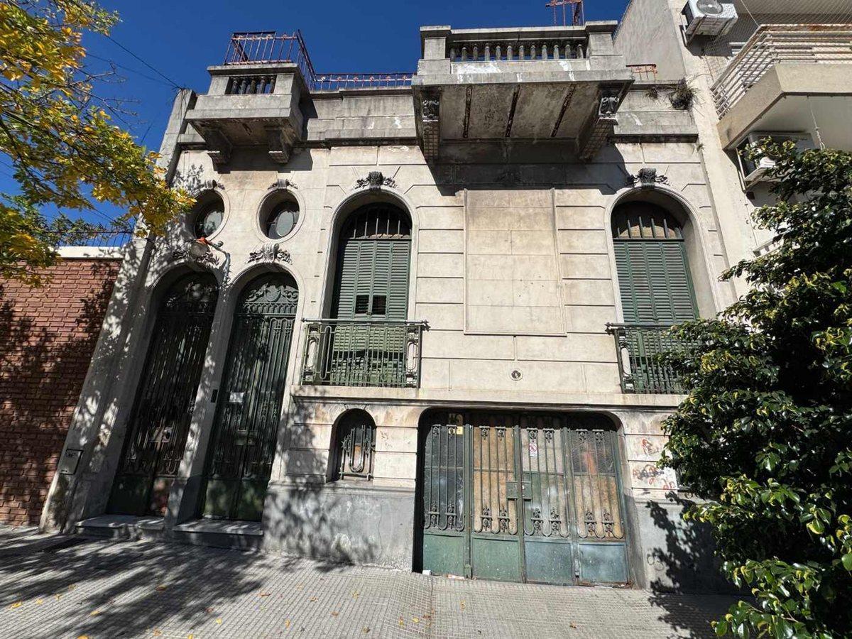 Foto de VENTA PH 6 AMB 4 COCHERAS TERRAZA BOEDO, imagen 2
