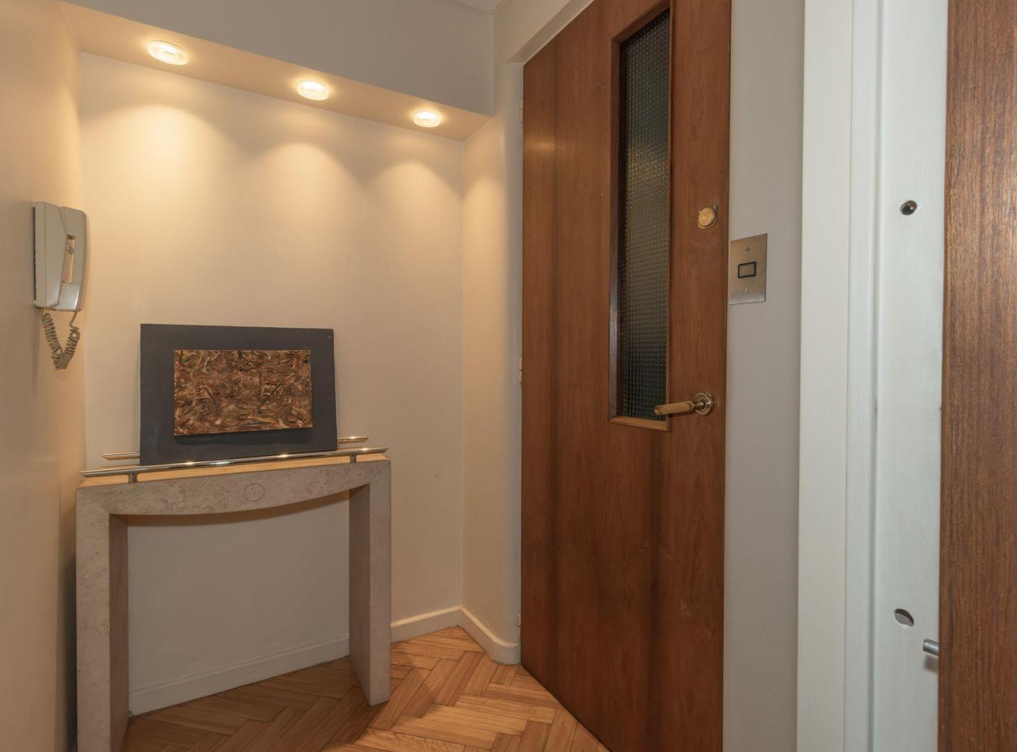 Foto de VENTA DEPTO 4 AMB, C/ESPACIO GUARDACOCHE Y BAULERA, imagen 2