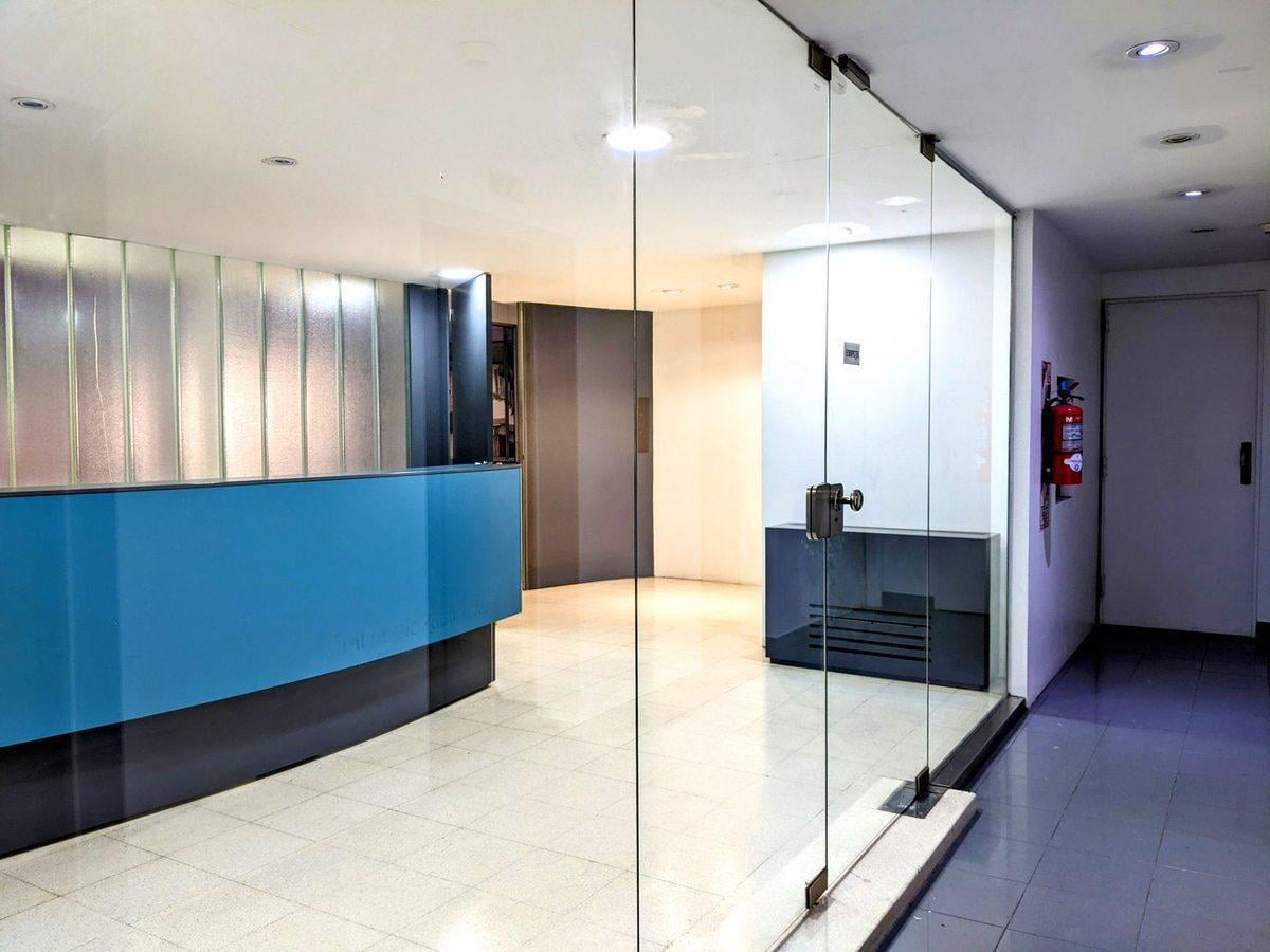 Foto de Alquiler Oficina Comercial Av.RoqueSaenzPeña 1149, imagen 5