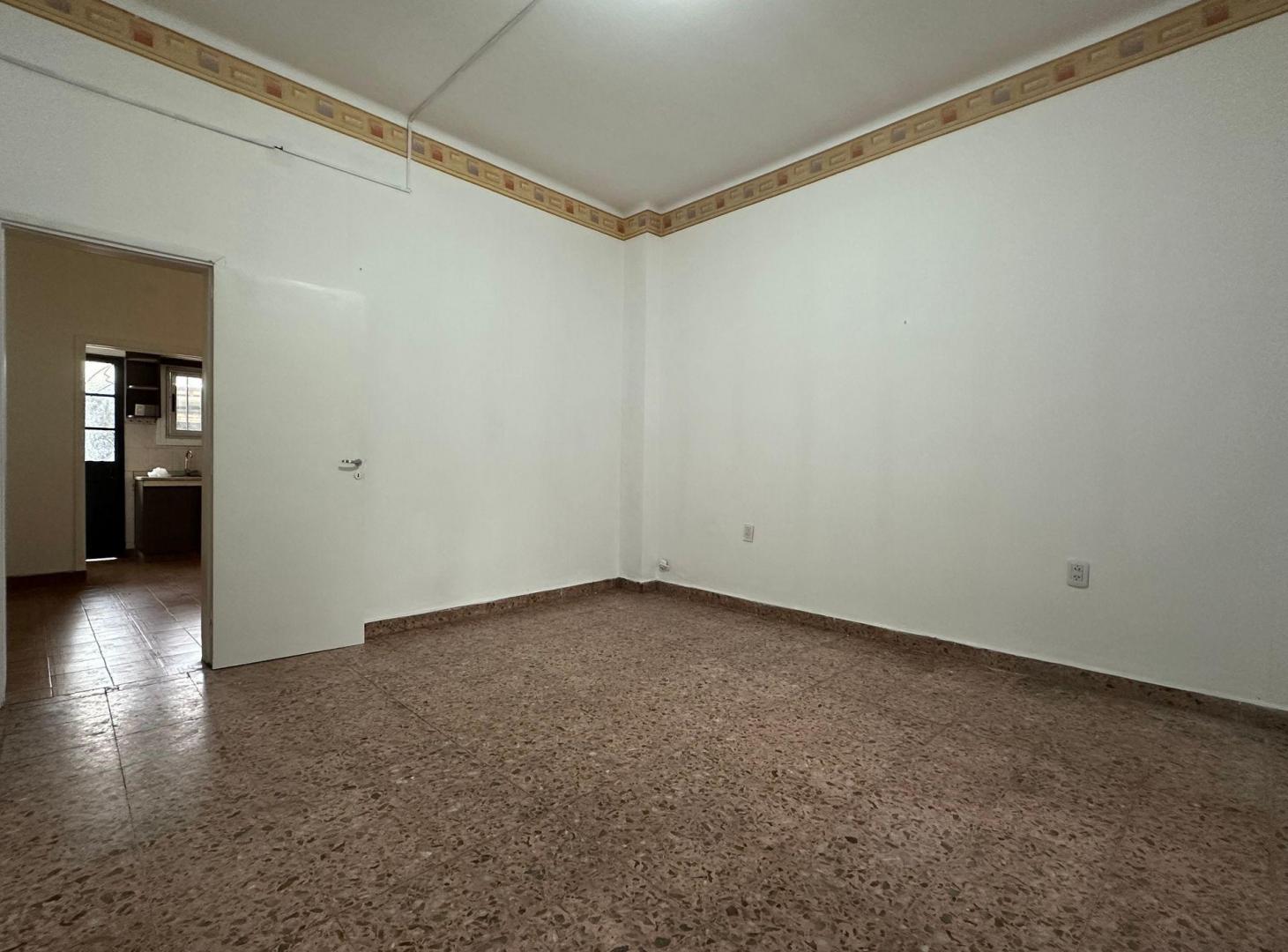 Foto de ALQUILER PH 3 AMBIENTES CON JARDIN EN VILLA BOSCH, imagen 3