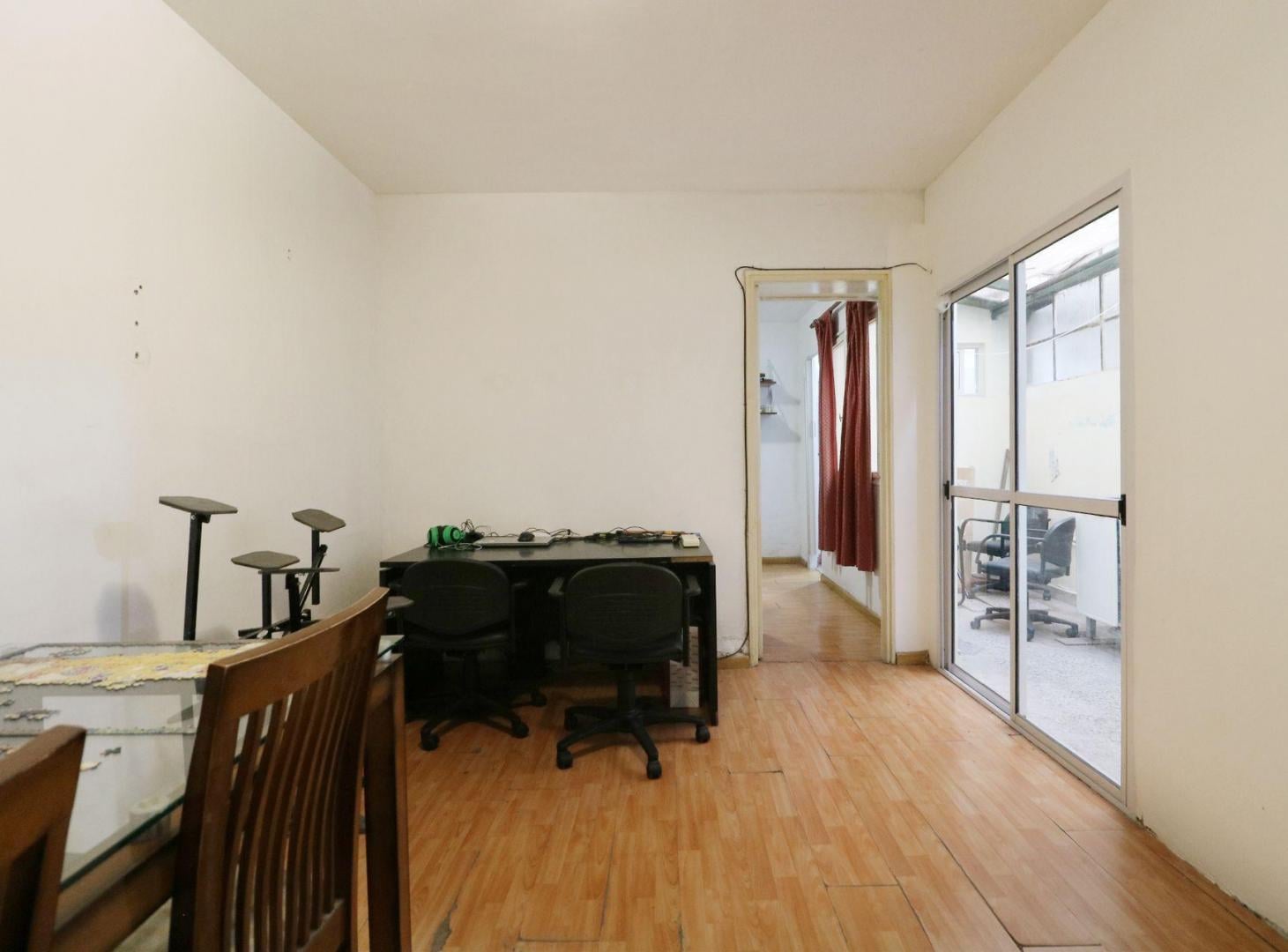 Foto de VENTA DTO 2 AMB PARQUE AVELLANEDA C PATIO EN PB, imagen 1