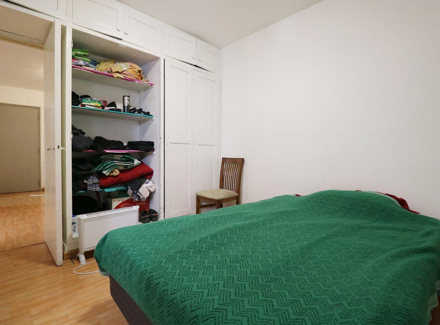 Foto de VENTA DTO 2 AMB PARQUE AVELLANEDA C PATIO EN PB, imagen 3