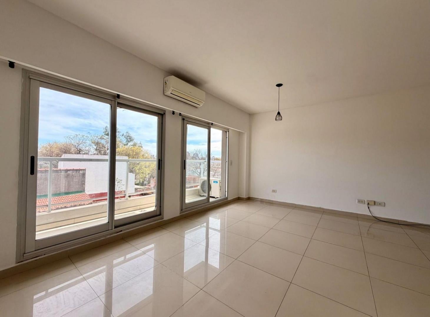 Foto de VENTA MONOAMBIENTE EN L CON BALCÓN – PARQUE CHAS, imagen 5
