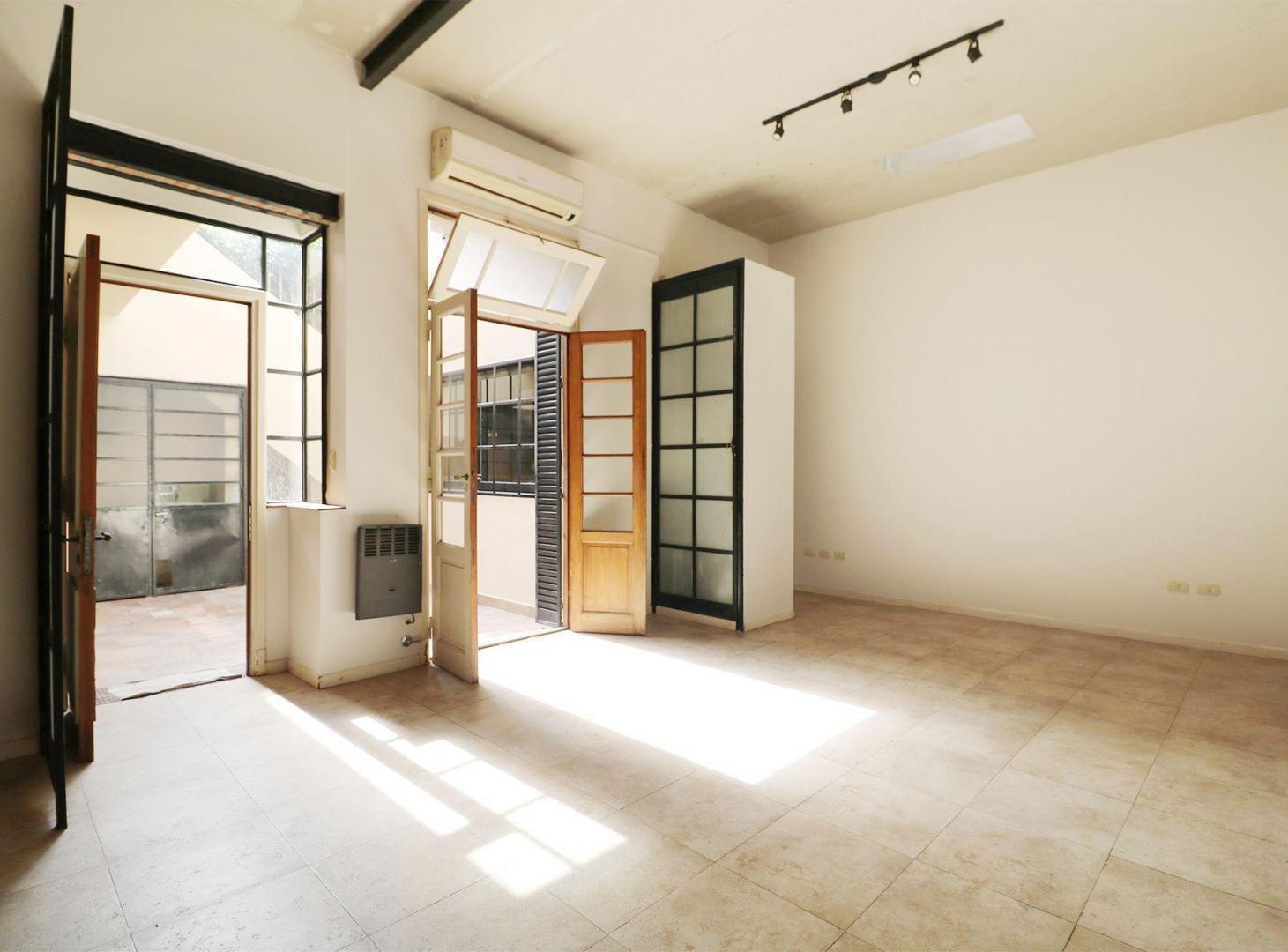 Foto de VENTA PH 3 AMB C/ PATIO Y TERRAZA EN DEVOTO APTO C, imagen 2