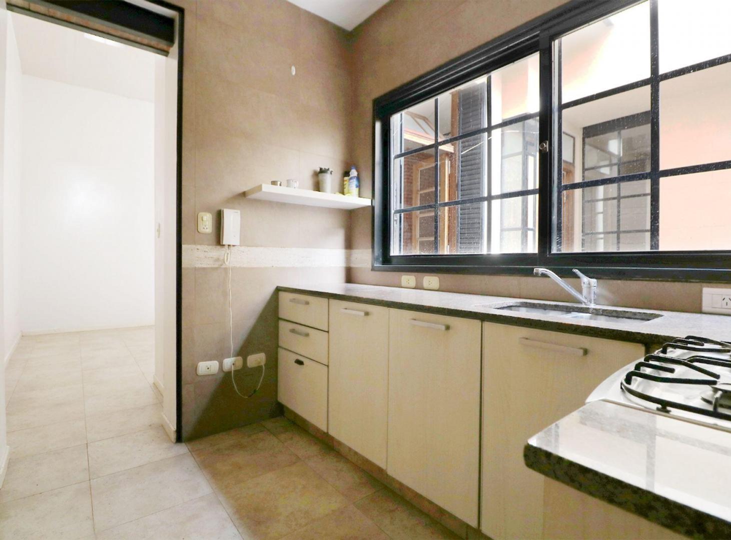 Foto de VENTA PH 3 AMB C/ PATIO Y TERRAZA EN DEVOTO APTO C, imagen 5