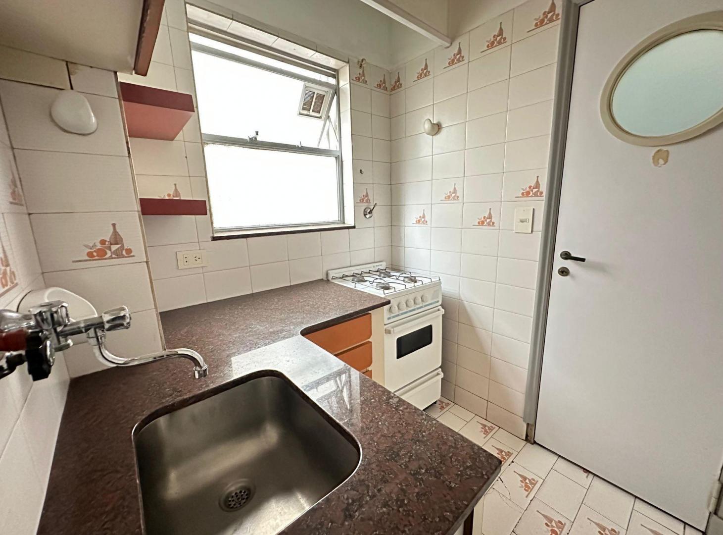 Foto de VENTA DEPARTAMENTO MICROCENTRO, imagen 4