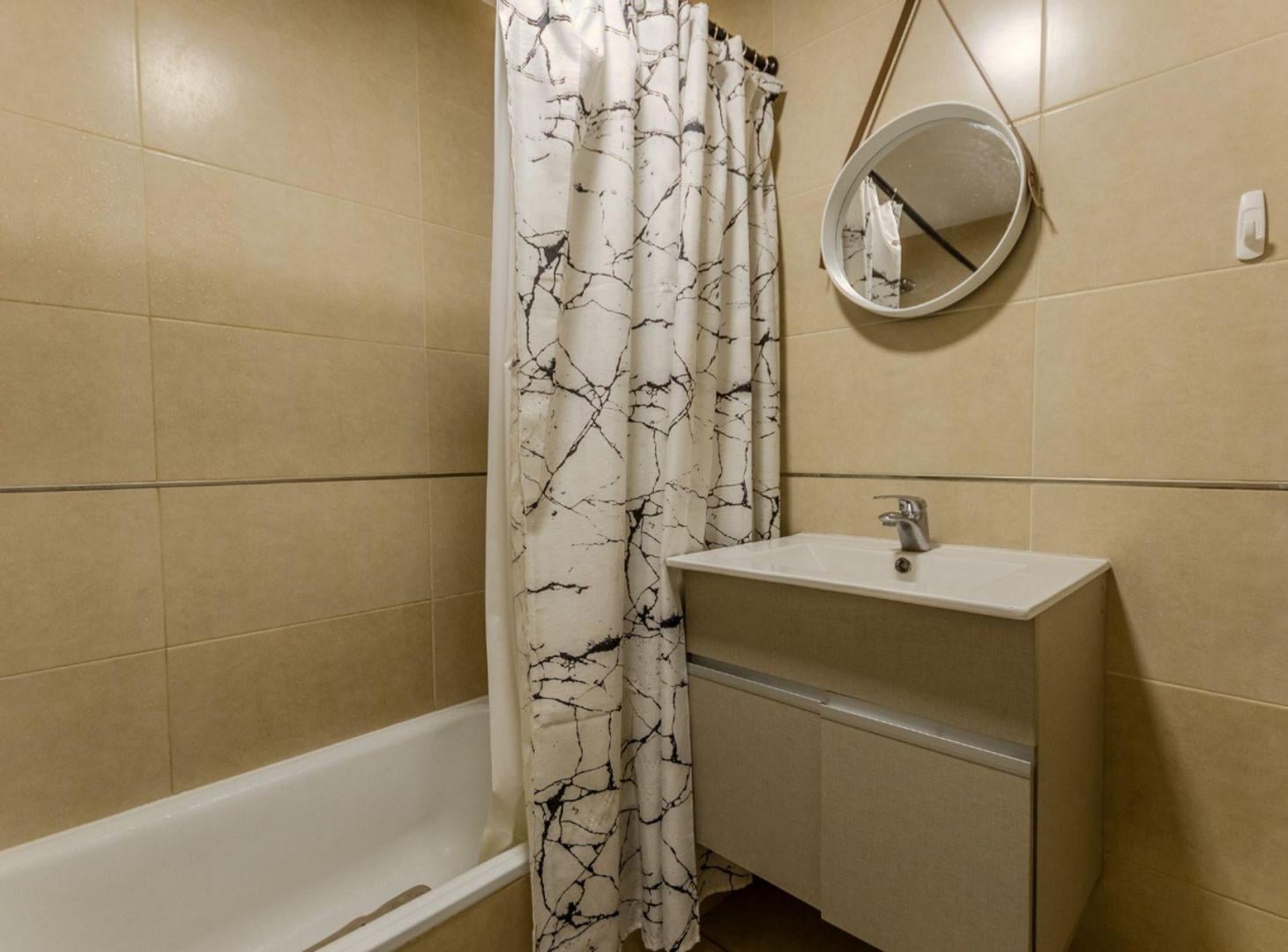 Foto de VENTA Departamento 2 Ambientes En "MORENO", imagen 4