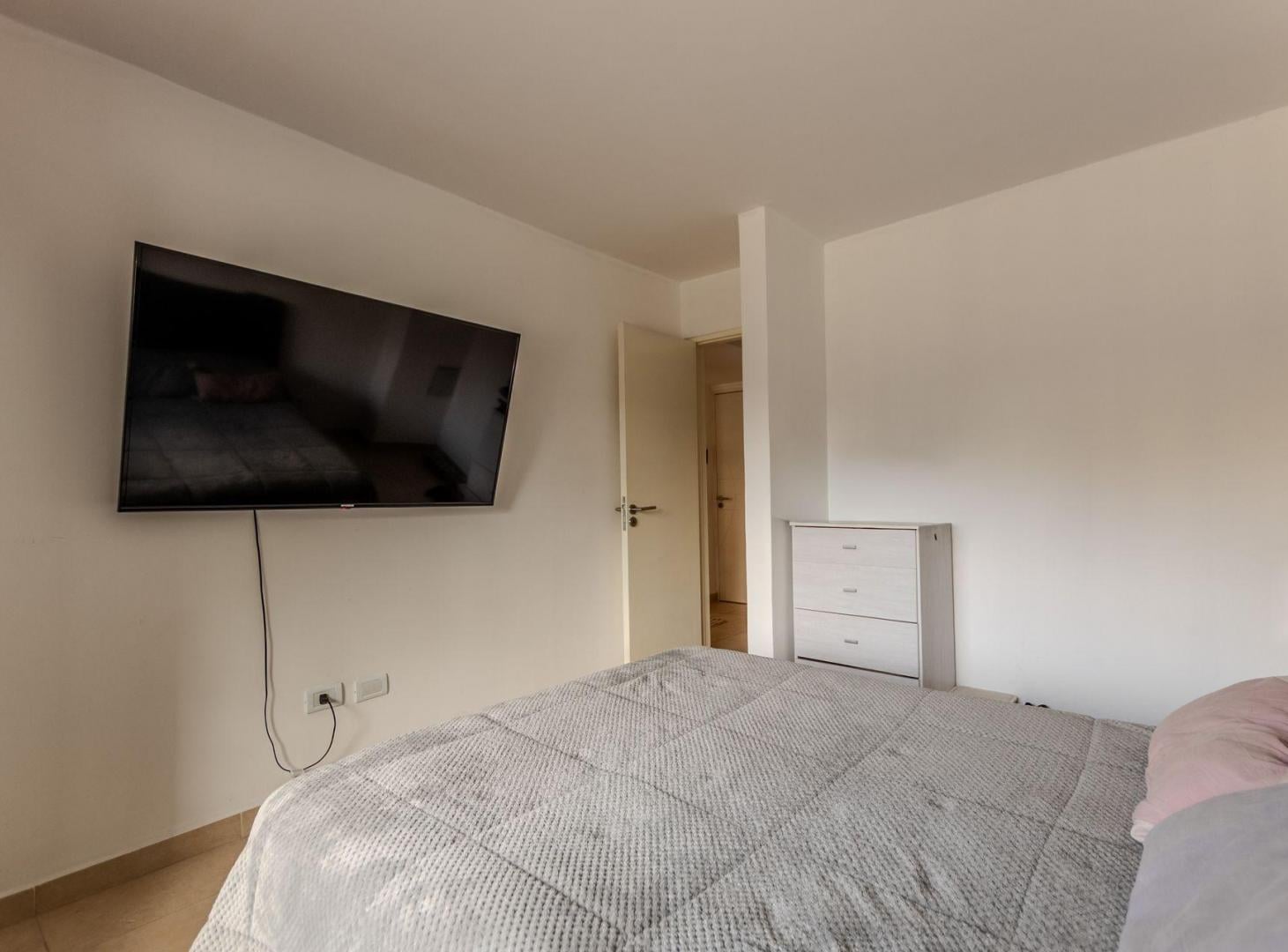Foto de VENTA Departamento 2 Ambientes En "MORENO", imagen 3