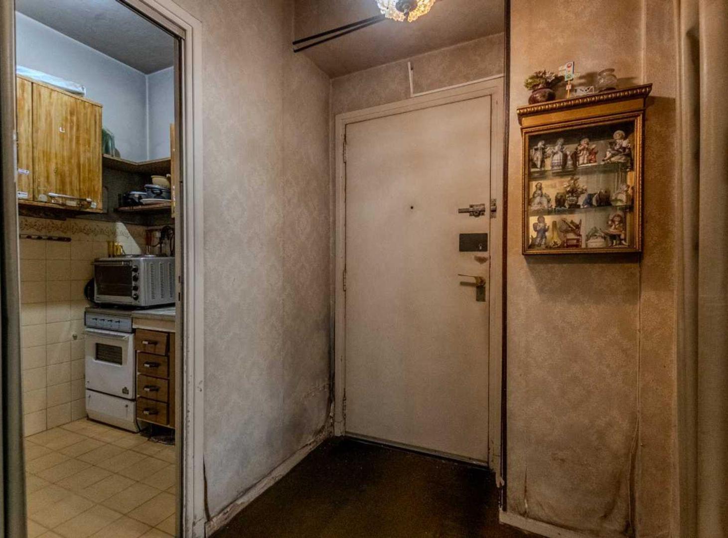 Foto de VENTA Departamento 3 amb. refaccionar en FLORESTA, imagen 2