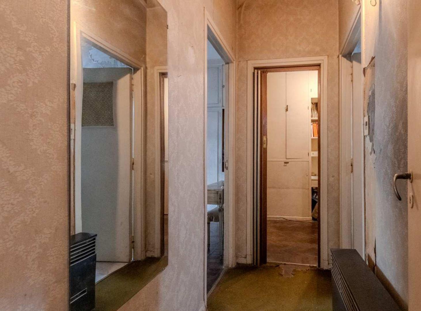 Foto de VENTA Departamento 3 amb. refaccionar en FLORESTA, imagen 4