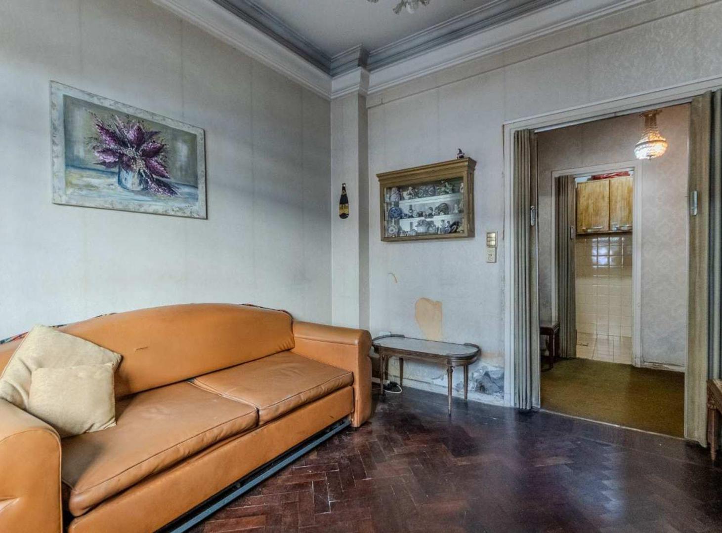 Foto de VENTA Departamento 3 amb. refaccionar en FLORESTA, imagen 1