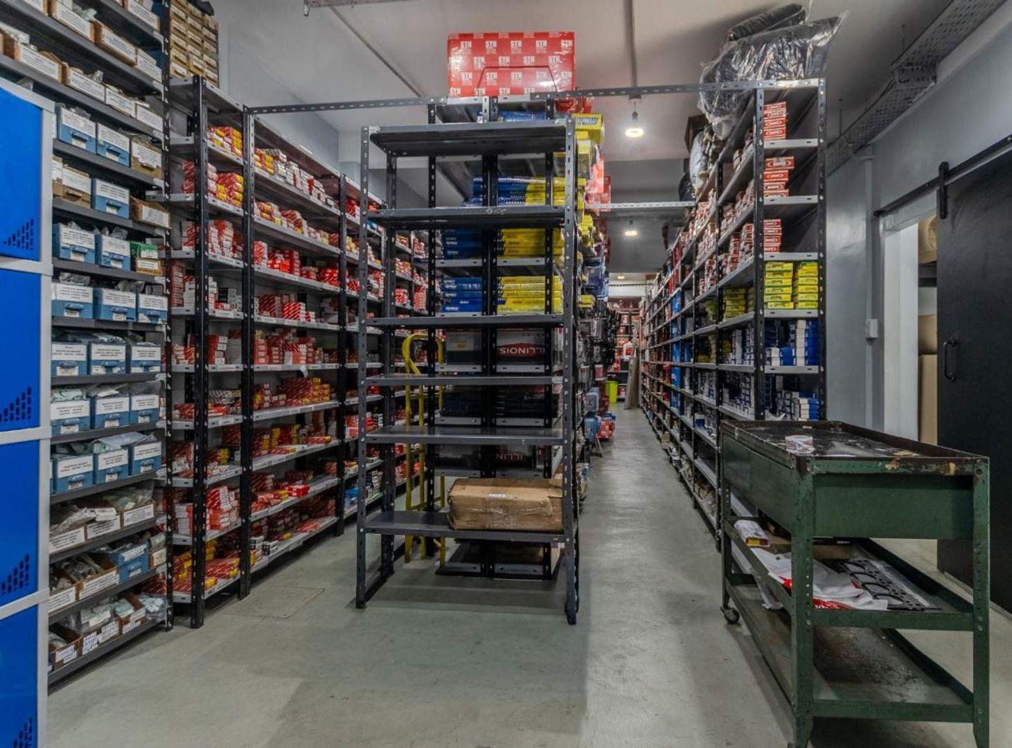 Foto de LOCAL COMERCIAL EN VENTA EN ZONA DE WARNES, imagen 1