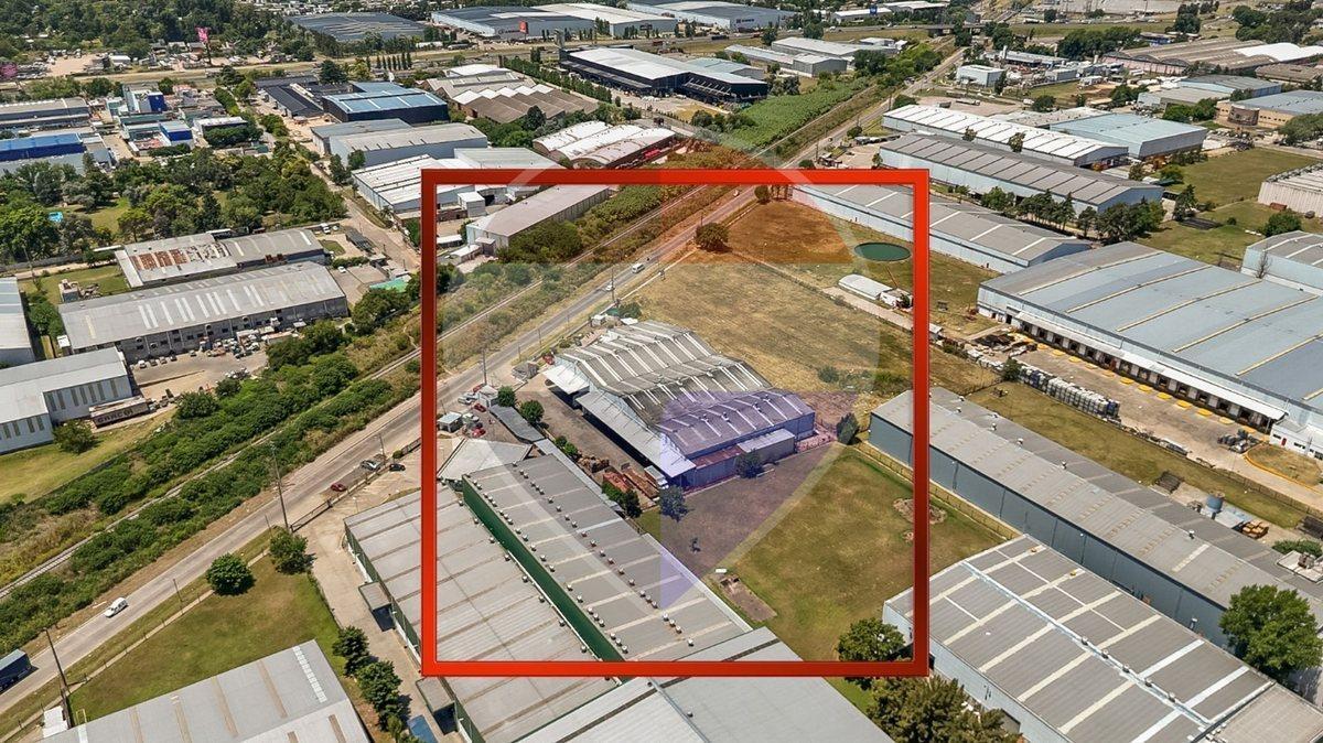 Foto de VENTA GALPON/DEPOSITO INDUSTRIAL 3300 m2, GARIN, imagen 3
