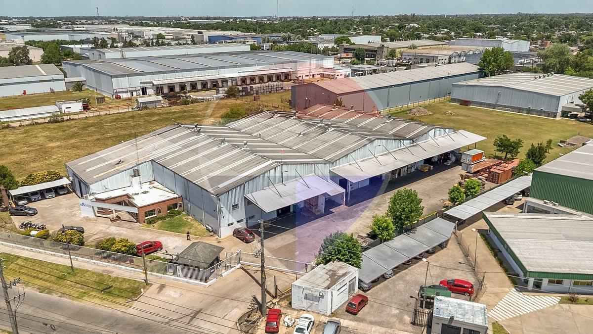 Foto de VENTA GALPON/DEPOSITO INDUSTRIAL 3300 m2, GARIN, imagen 2