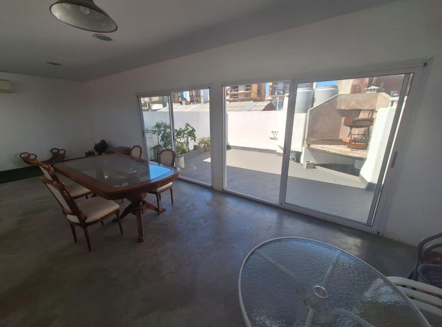 Foto de HERMOSO PH 4 AMB C/ TERRAZA "TOTALMENTE RECICLADO", imagen 5
