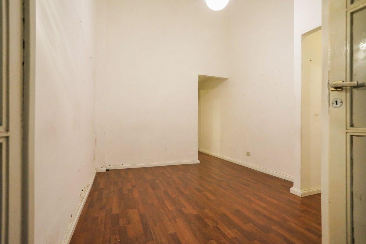 Foto de VENTA Departamento de dos ambientes en Balvanera, imagen 5