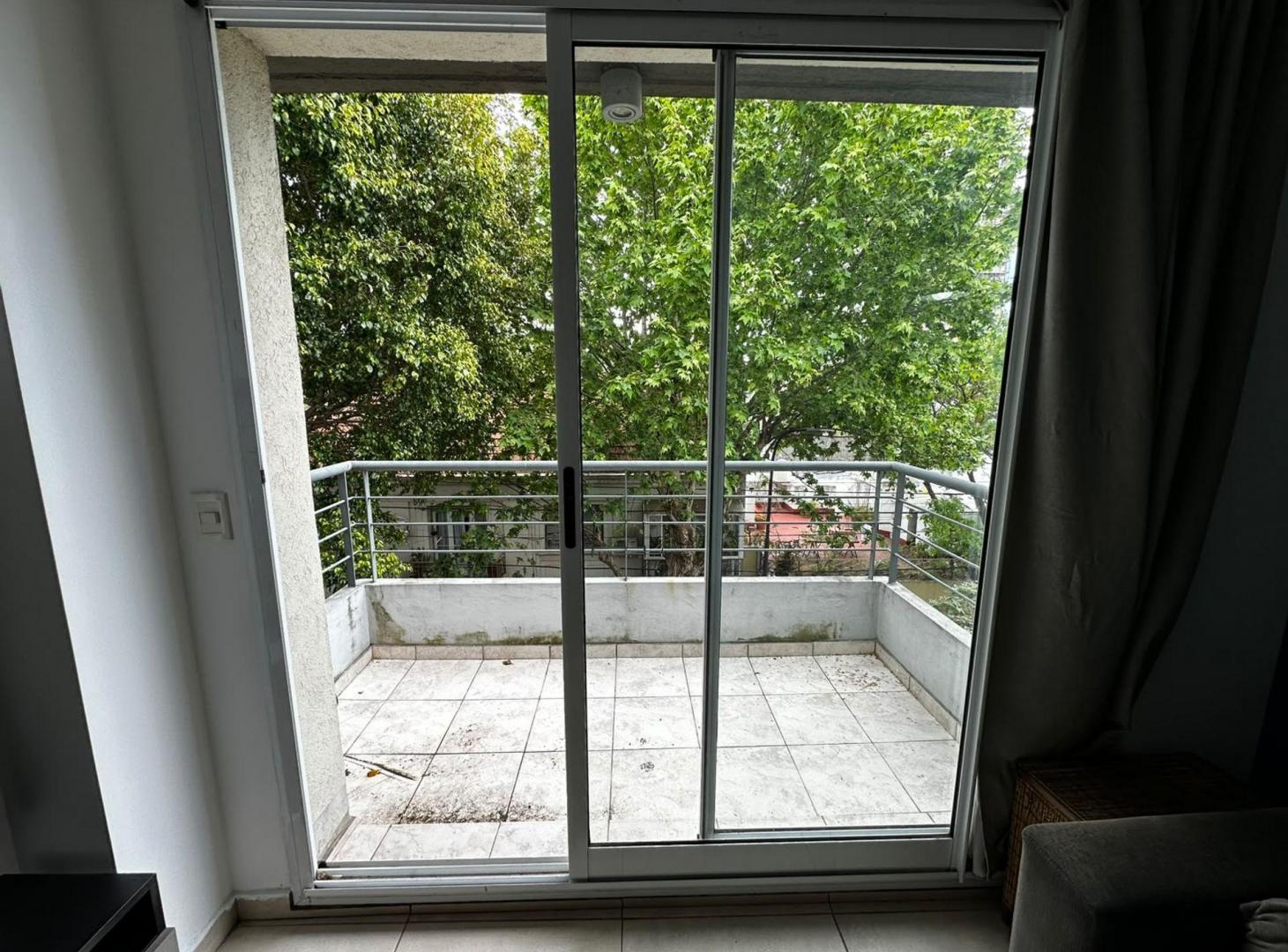 Foto de VENTA 2 AMB + COCHERA A MTS PQUE SAAVEDRA, imagen 2