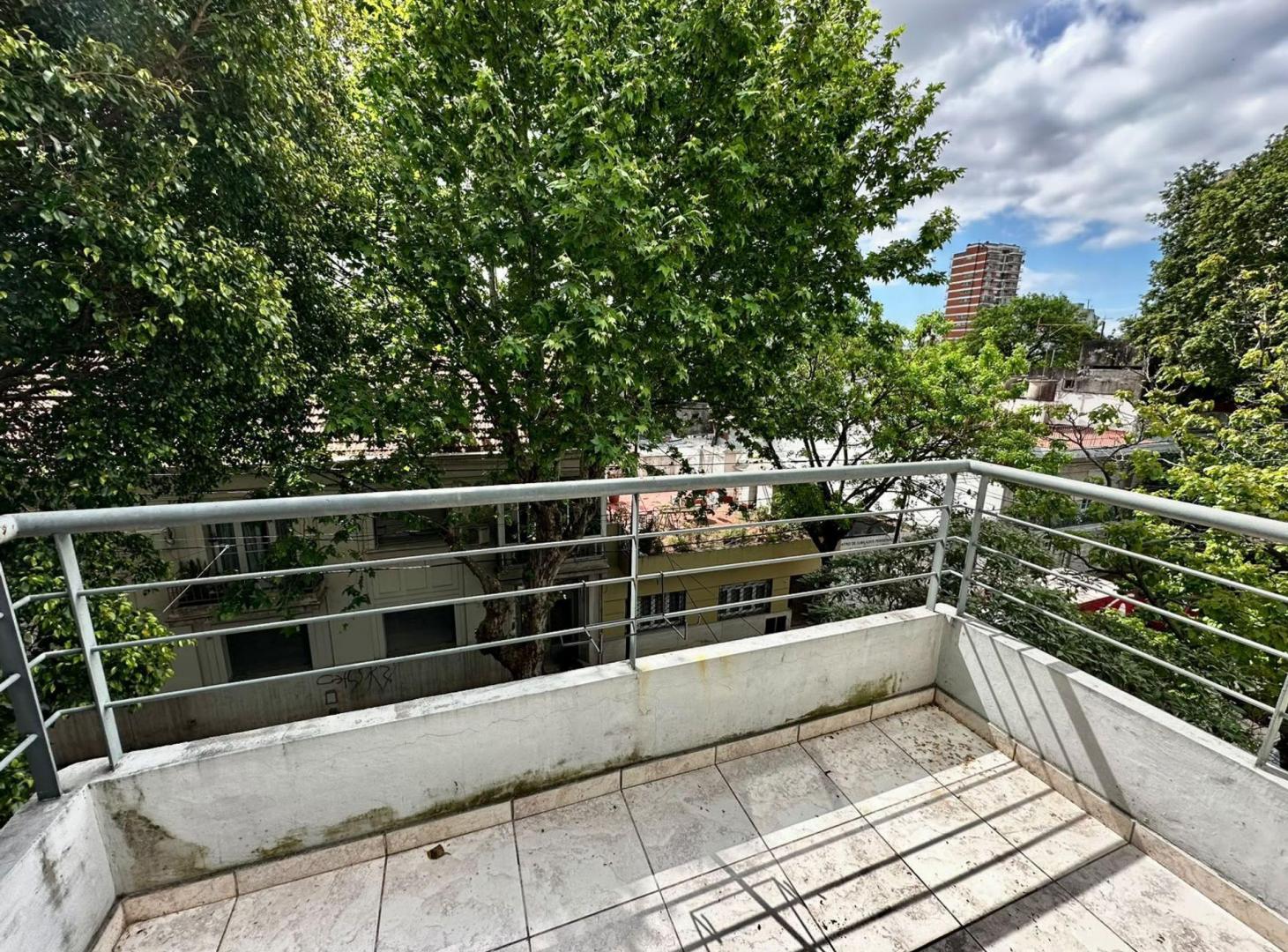 Foto de VENTA 2 AMB + COCHERA A MTS PQUE SAAVEDRA, imagen 1