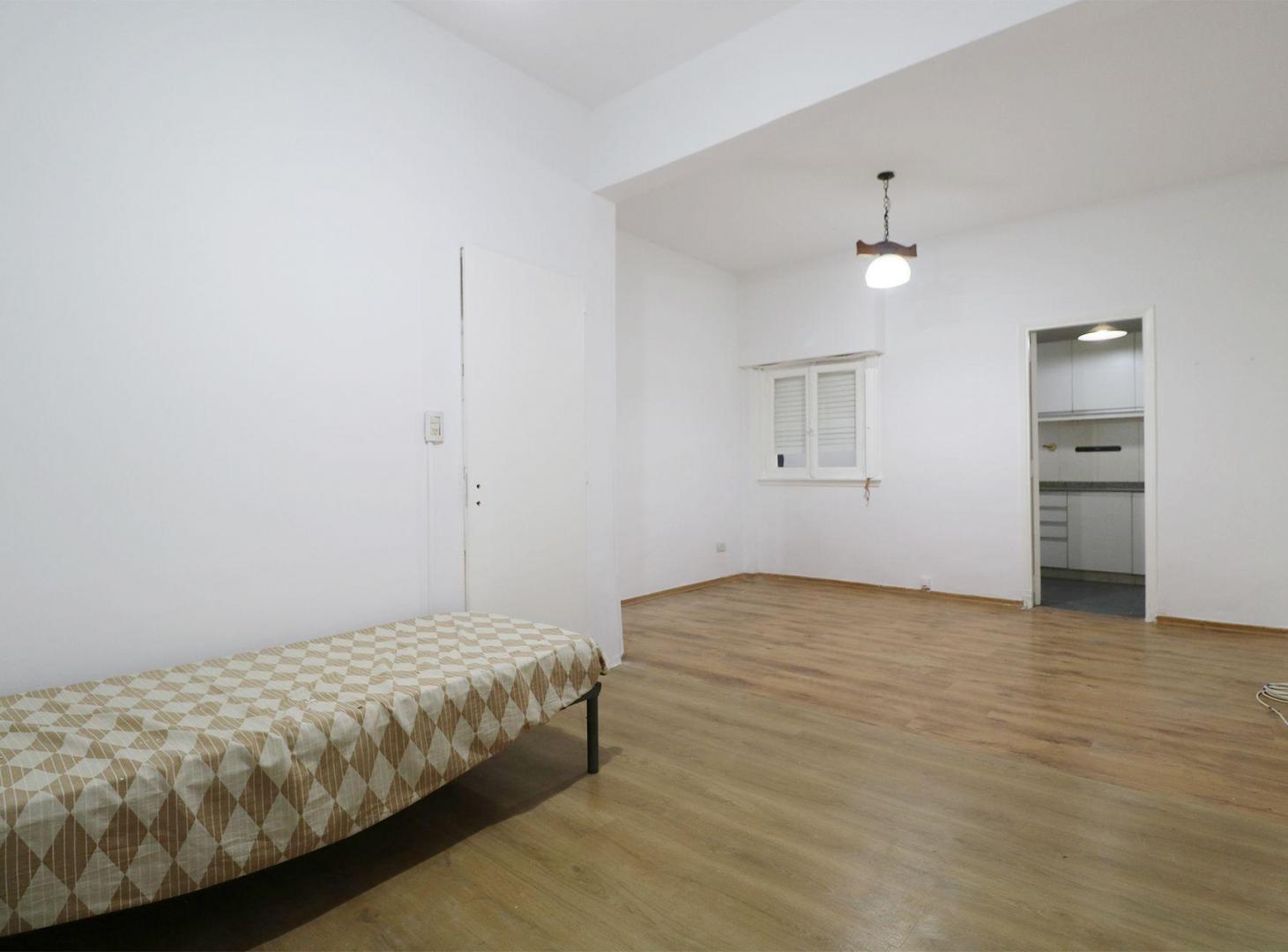 Foto de VENTA 3 AMB CON 2 PATIOS EN CENTRO VDP APTO CRED, imagen 3