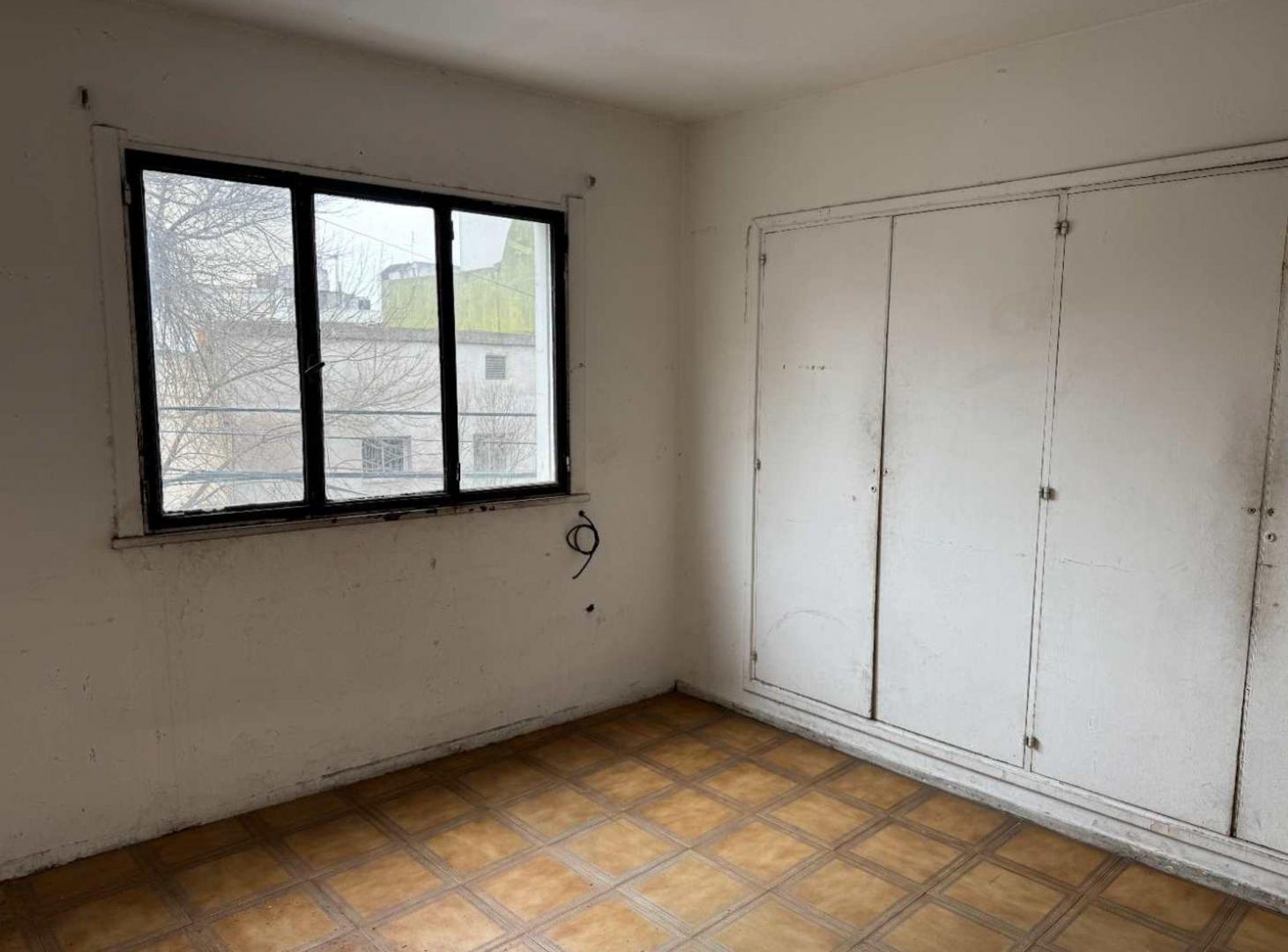 Foto de Venta departamento 2 amb balcon a reciclar Boedo, imagen 4