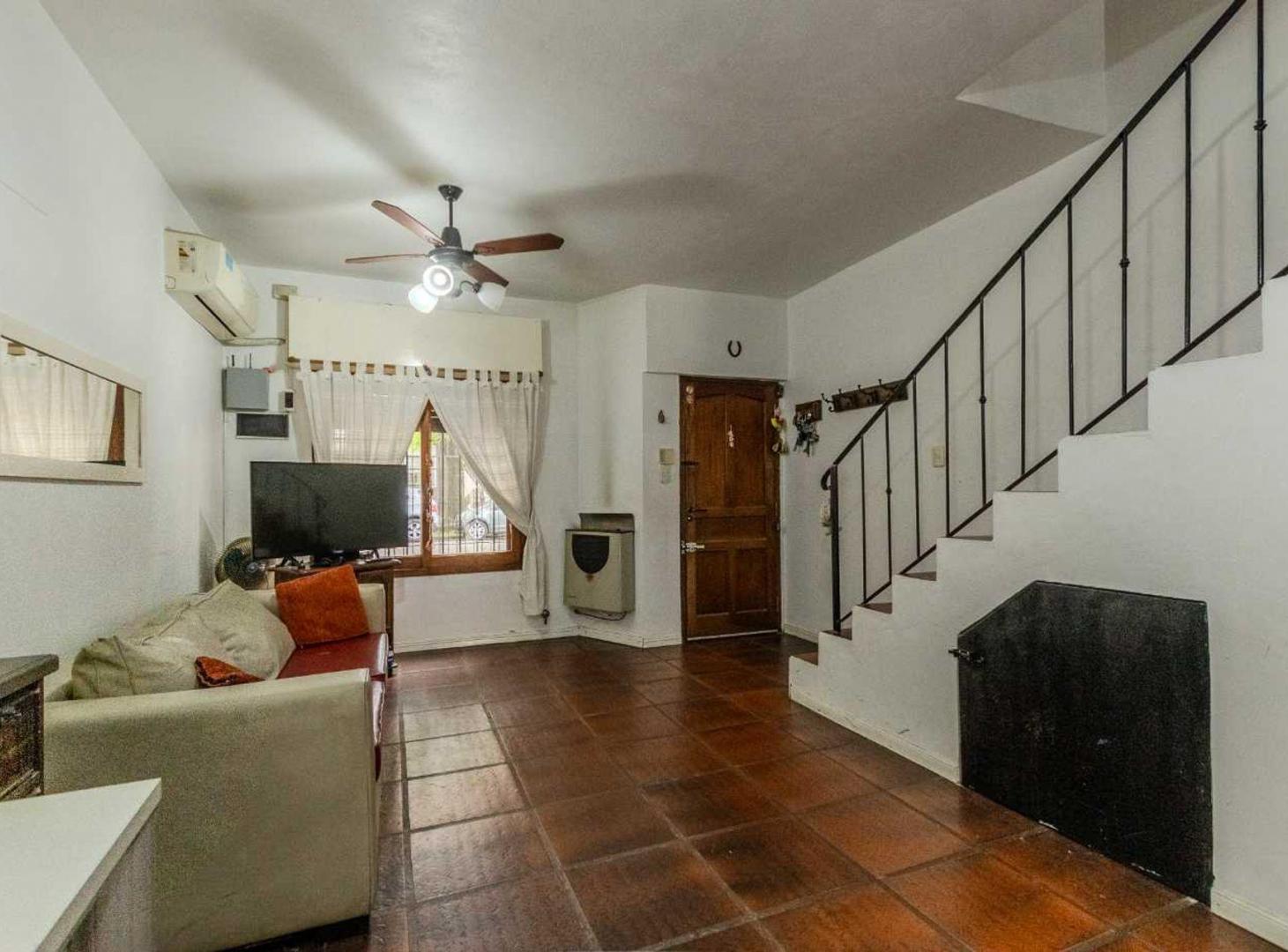 Foto de VENTA PH tipo duplex coch. y Jardin VILLA MAIPU, imagen 5