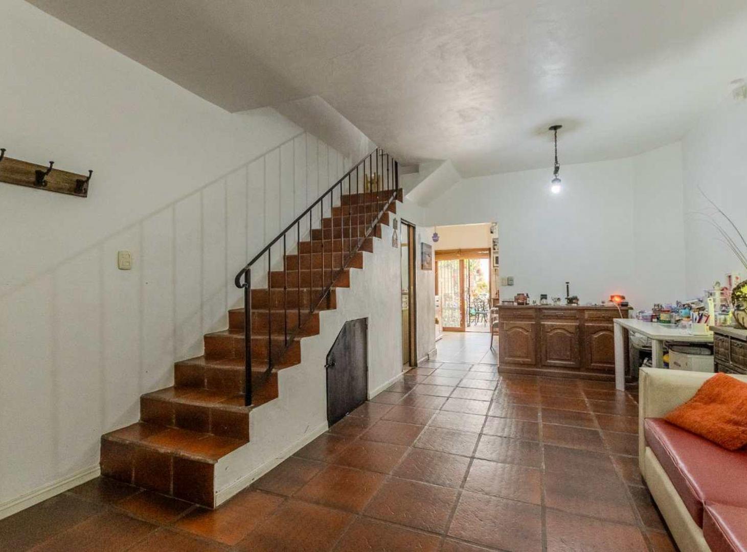 Foto de VENTA PH tipo duplex coch. y Jardin VILLA MAIPU, imagen 3