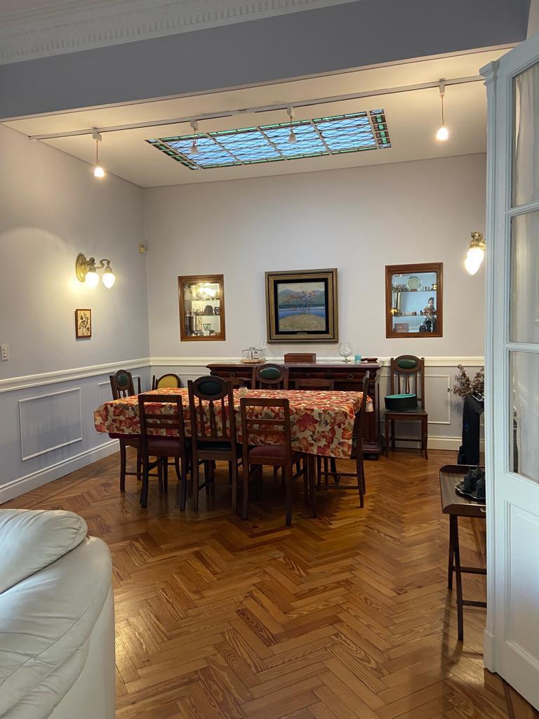 Divina Casa en Venta en Flores 1