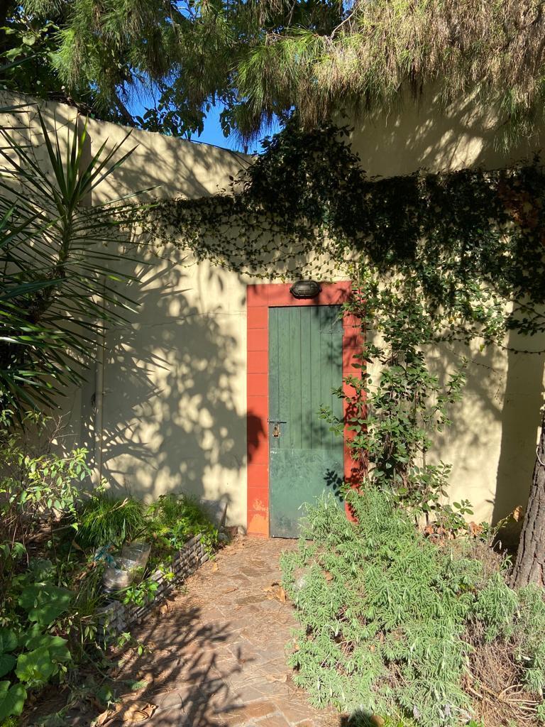 Divina Casa en Venta en Flores 2