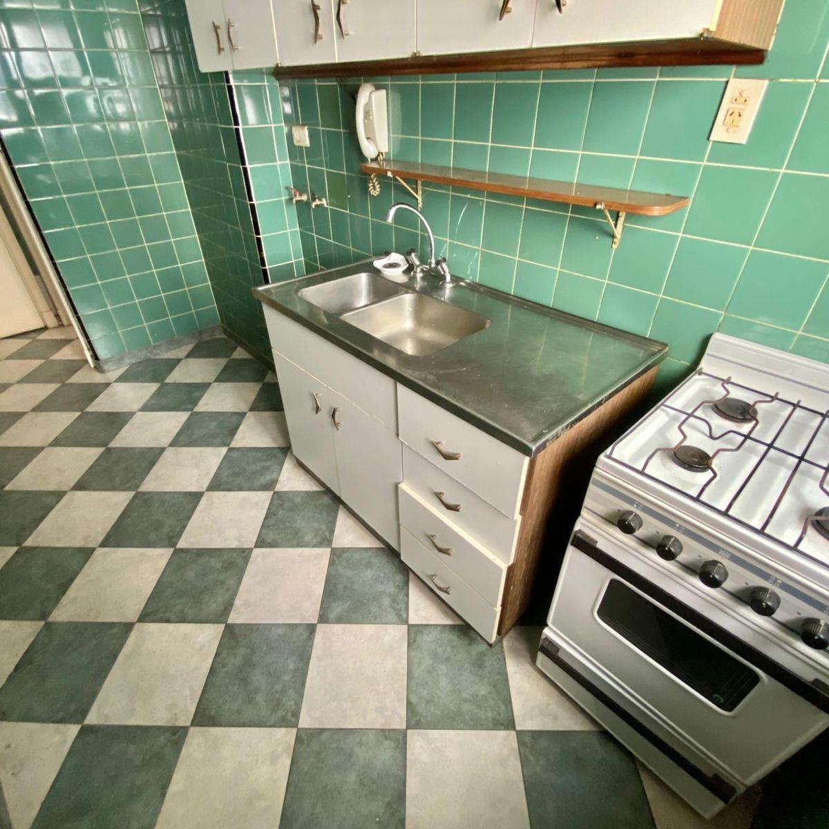 Departamento en Alquiler en Barrio Norte! 4
