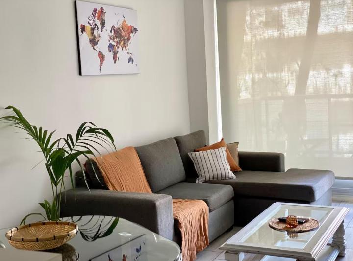Divino 2 Amb. Amoblado al frente con Amenities! 1