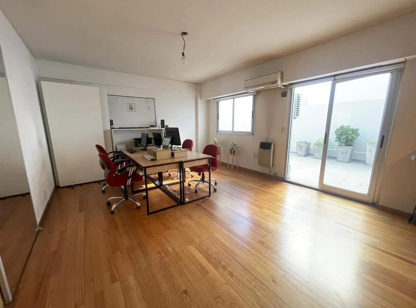 Hermoso Departamento C/ Patio Propio y Cochera!!! 2