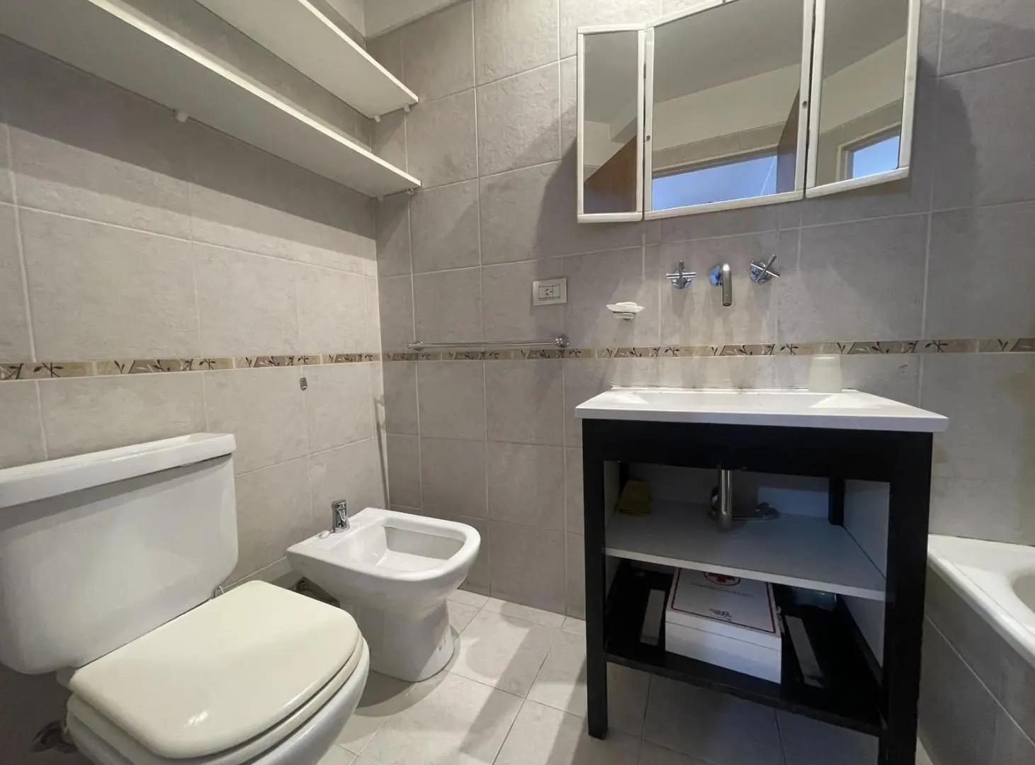 Hermoso Departamento C/ Patio Propio y Cochera!!! 4
