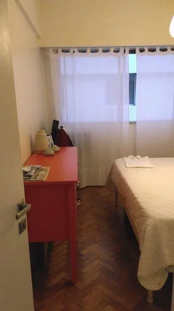 2 ambientes en inmejorable ubicación. Excelente estado. Apto profesional. 2