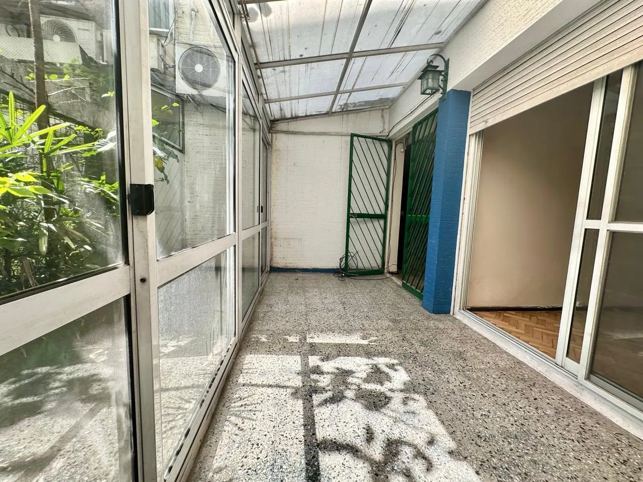 Hermoso depto con terraza y parrilla. Cochera fija. Frente al Botánico. 3
