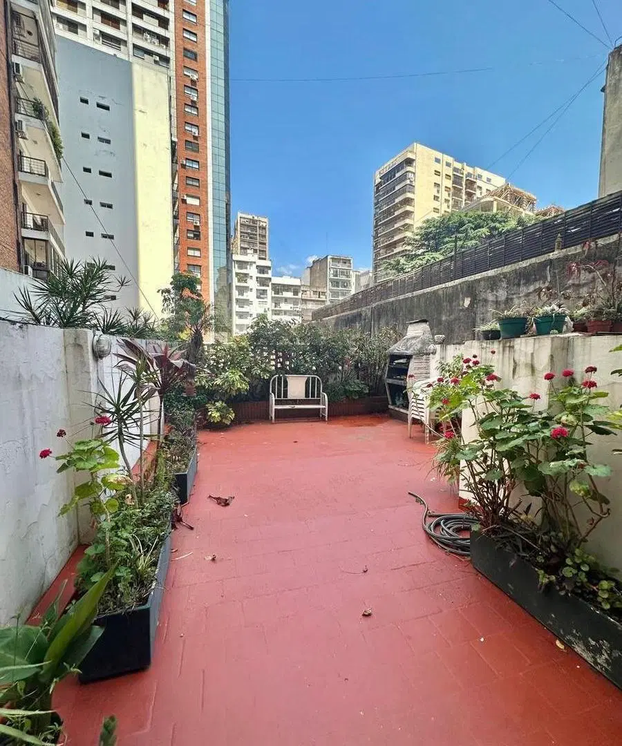 Hermoso depto con terraza y parrilla. Cochera fija. Frente al Botánico. 2