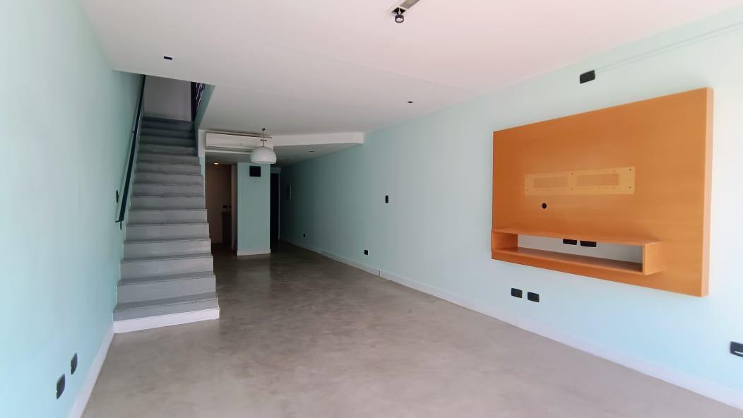 Foto de Triplex en venta !!, imagen 1
