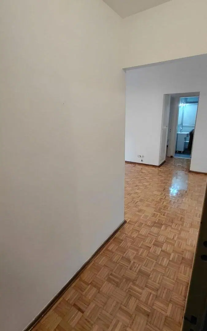 Departamento 2 ambientes al frente - Balcón al frente- Balvanera 3