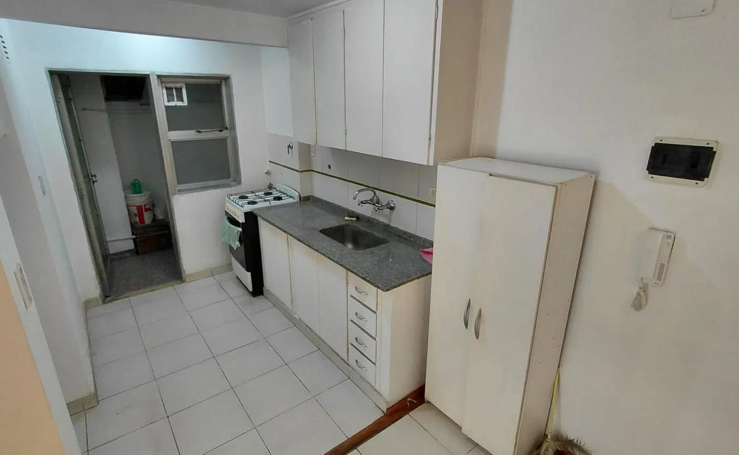 Departamento 2 ambientes al frente - Balcón al frente- Balvanera 2