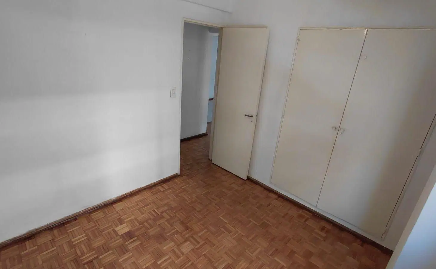 Departamento 2 ambientes al frente - Balcón al frente- Balvanera 5