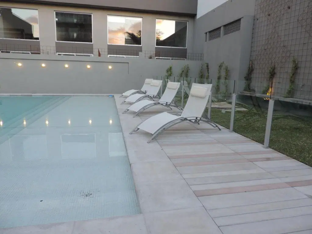 Excelente depto c/cochera en edificio con amenities 4